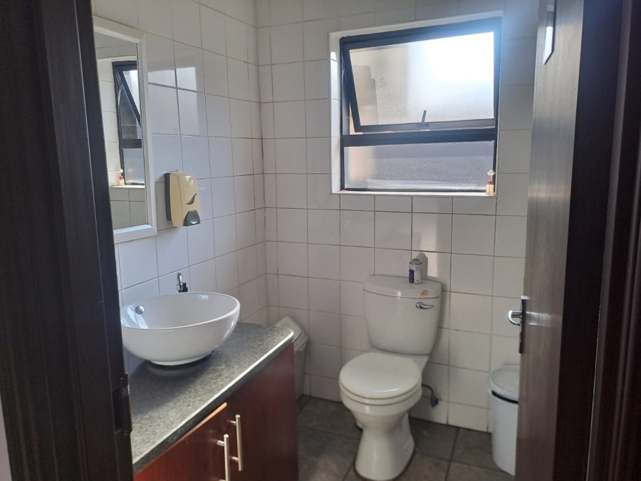 Commercial Property for Sale in Oos Einde North West